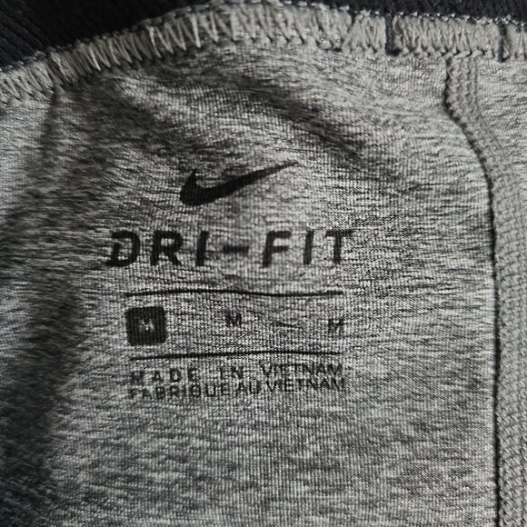 NIKE Pro Women's Dri-Fit Gray Training Capri Compression Yoga Pants Size Medium - Picture 9 of 13